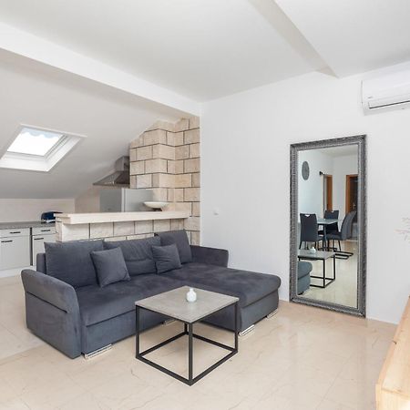 Apartments Morena Makarska Exterior foto