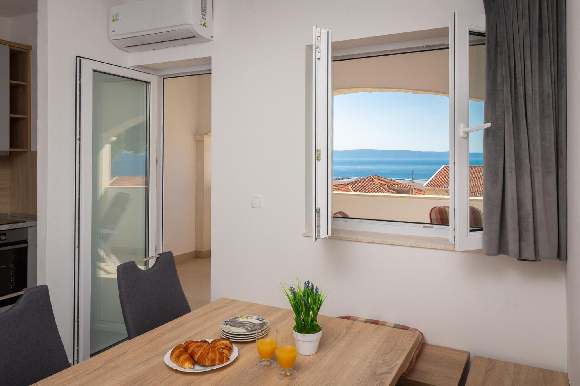 Apartments Morena Makarska Exterior foto